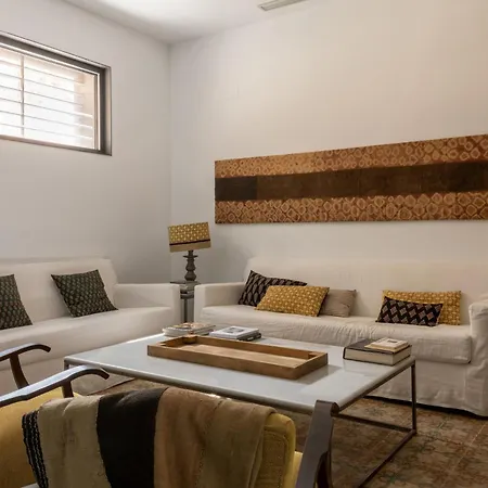 Casa Boutique San Bernardo, Con Jacuzzi Y Parking. Appartamento Siviglia