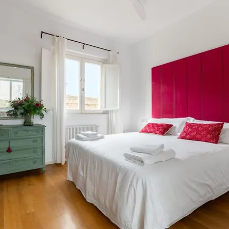 Casa Boutique San Bernardo, Con Jacuzzi Y Parking. * Siviglia