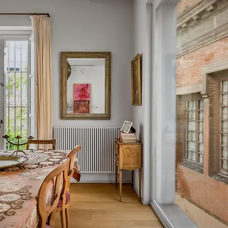 Casa Boutique San Bernardo, Con Jacuzzi Y Parking. Seville