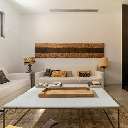Casa Boutique San Bernardo, Con Jacuzzi Y Parking. * Seville